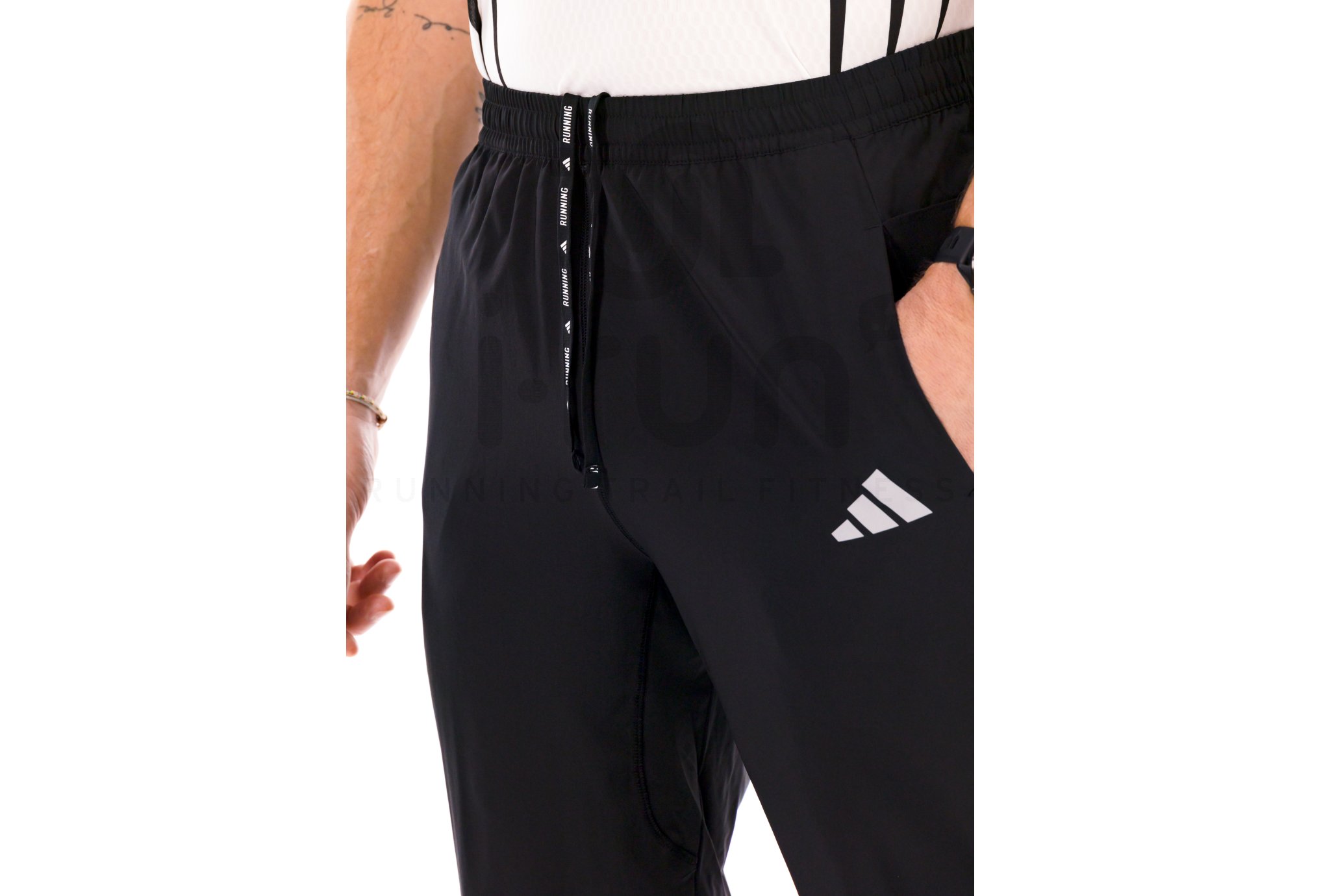 adidas adi365 Iconic Astro / pockets