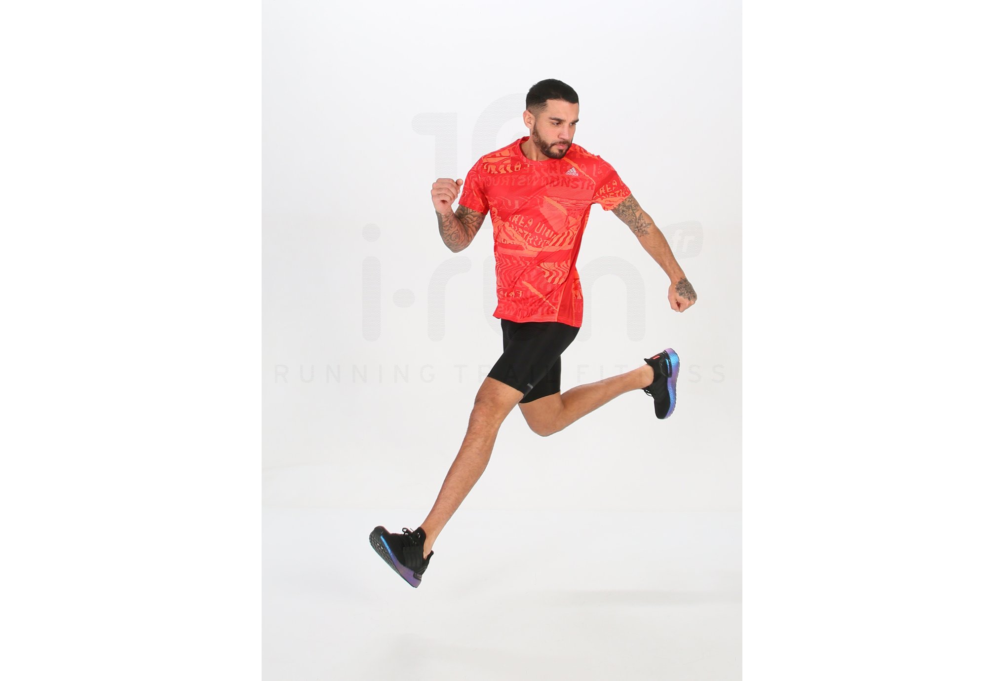 adidas camiseta manga corta Own The Run Graphic