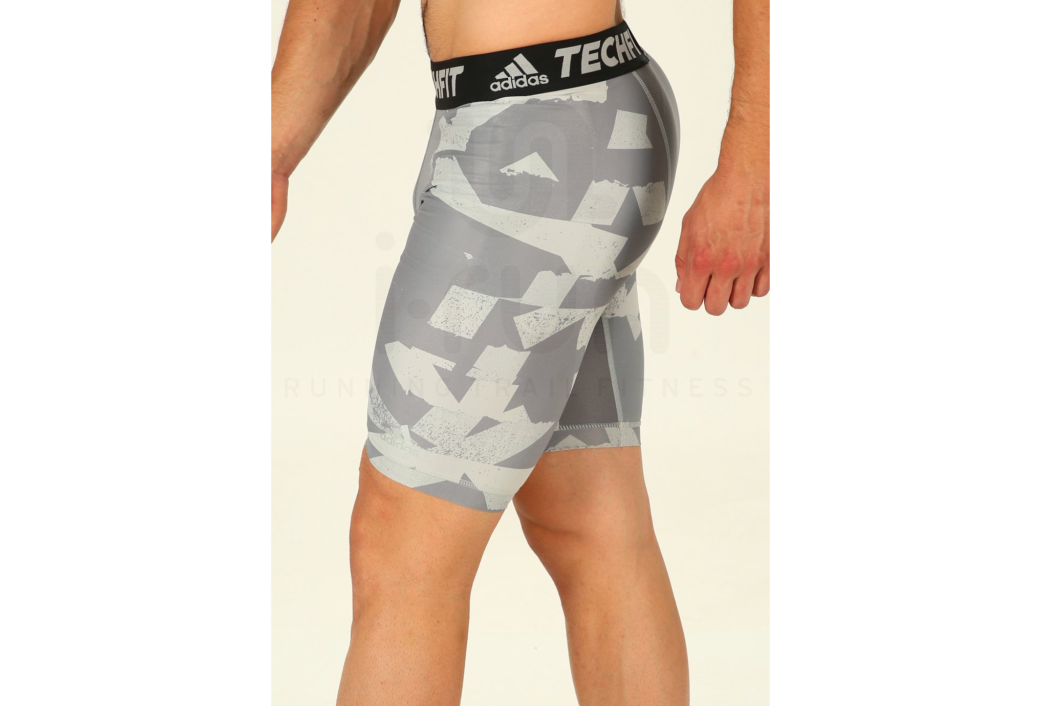 adidas Mallas cortas TechFit Chill Print