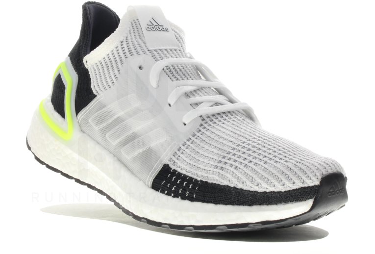 adidas UltraBOOST 19