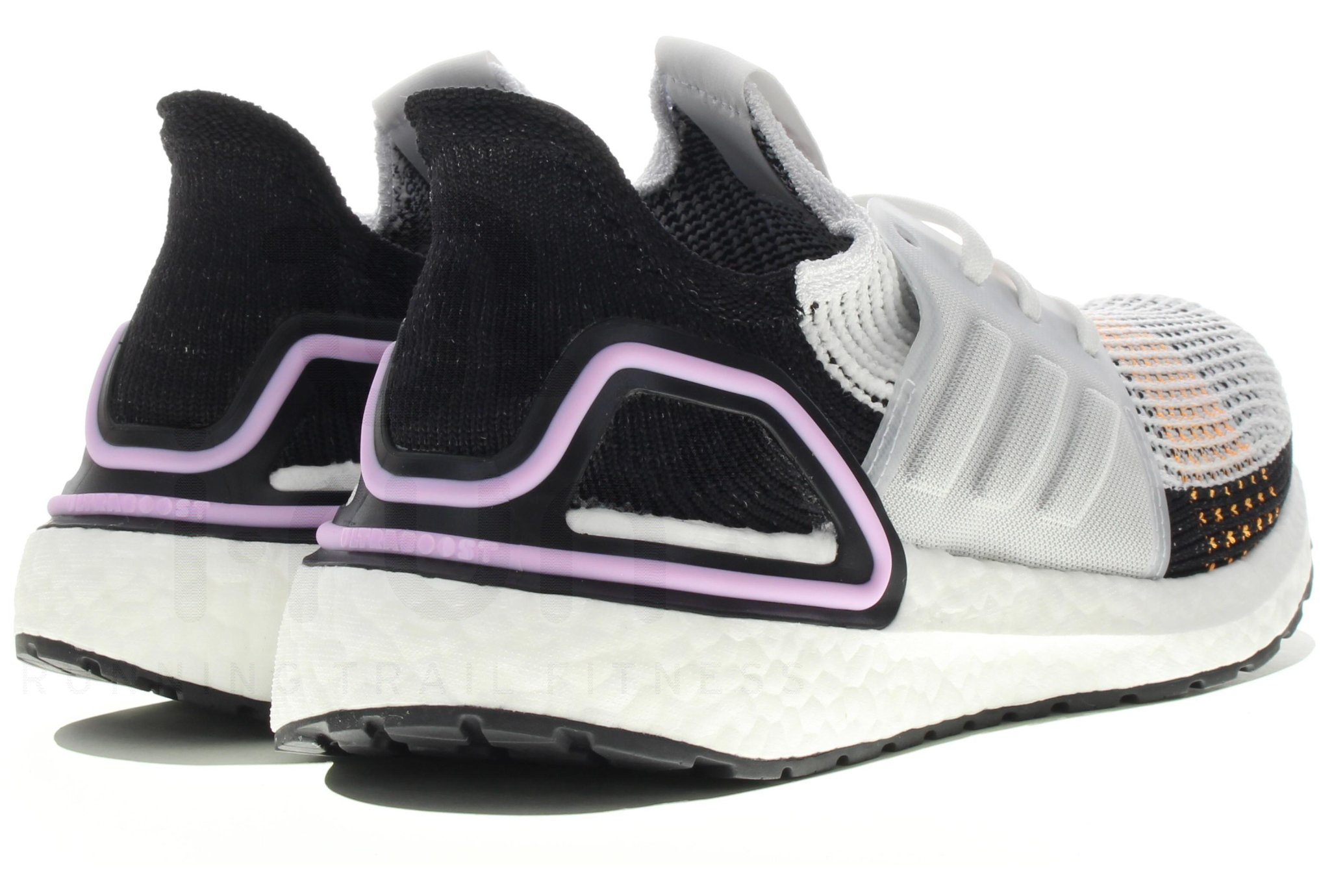 adidas UltraBOOST 19