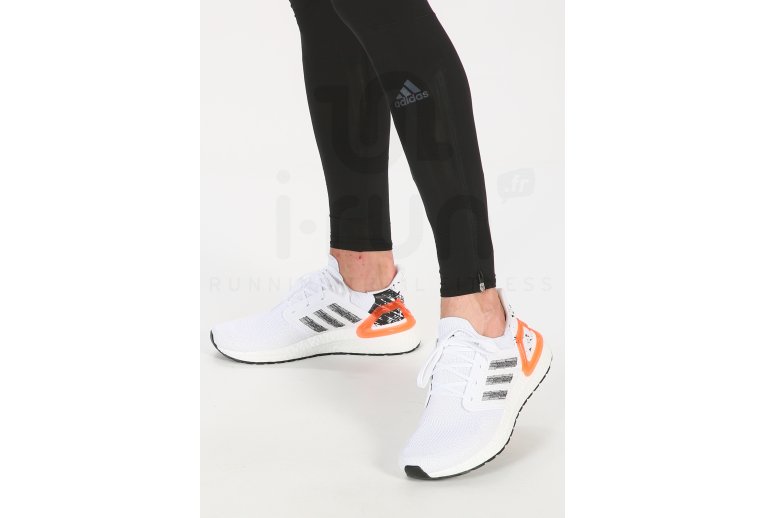 adidas UltraBOOST 20