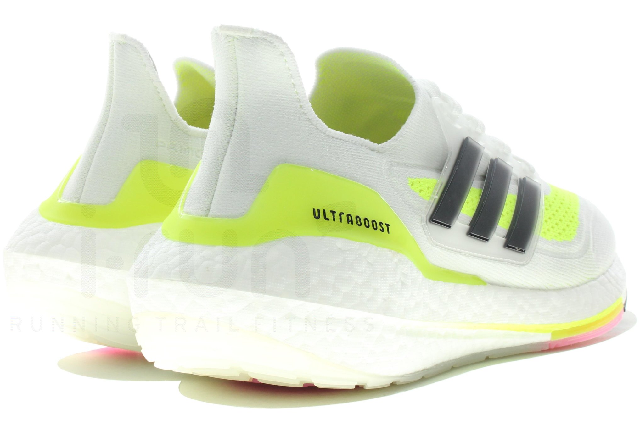 adidas UltraBOOST 21