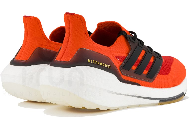 adidas UltraBOOST 21 M 