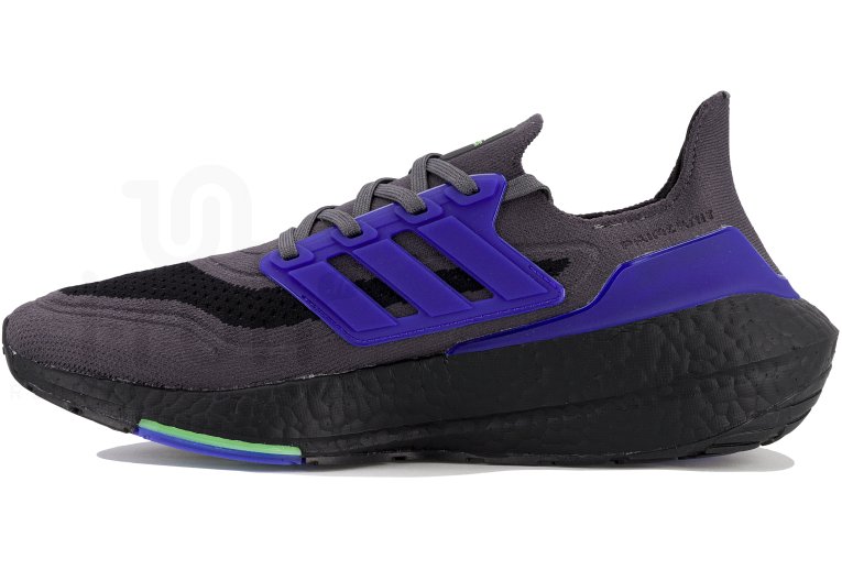 adidas UltraBOOST 21 M