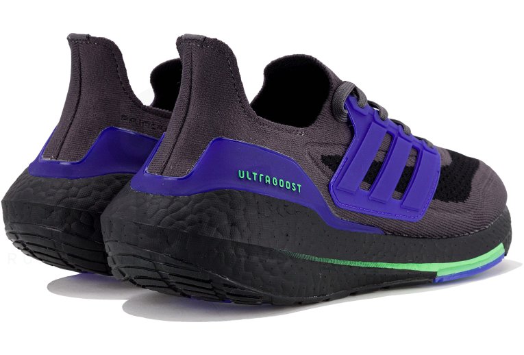 adidas UltraBOOST 21 M