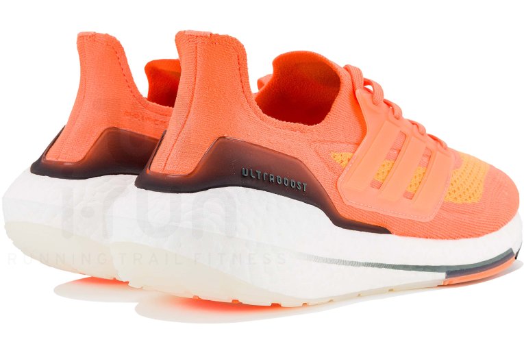 adidas UltraBOOST 21 M 
