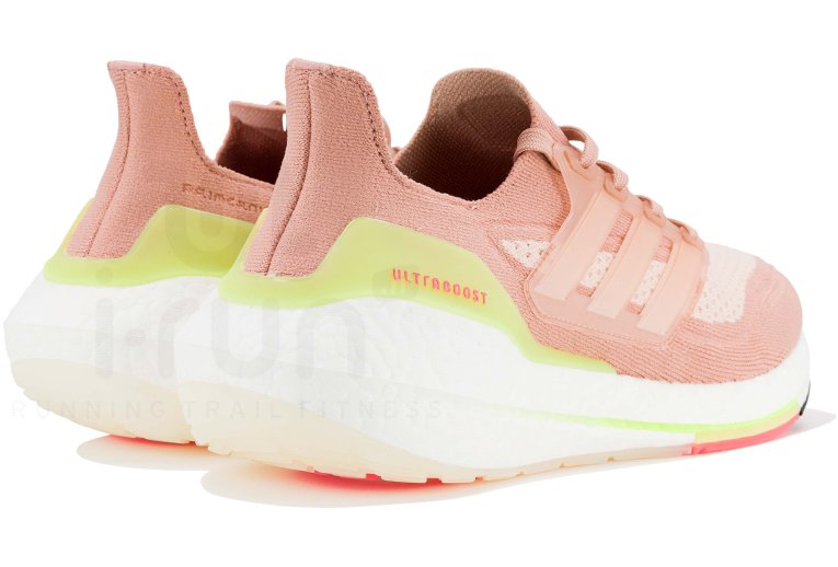 adidas UltraBOOST 21 W 