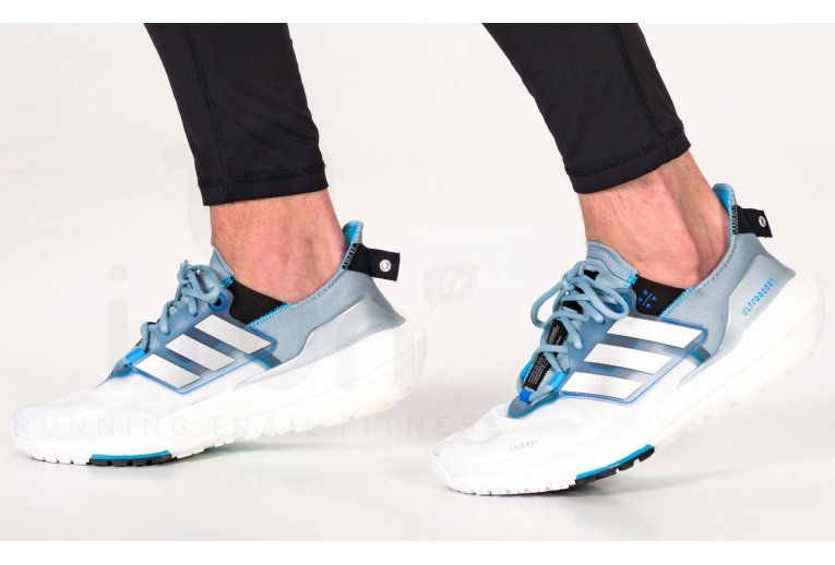 adidas UltraBOOST 22 COLD.RDY