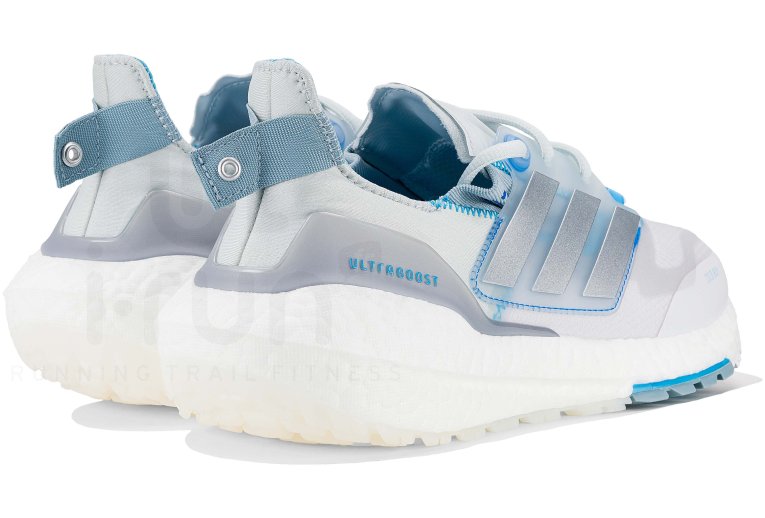 adidas UltraBOOST 22 COLD.RDY W