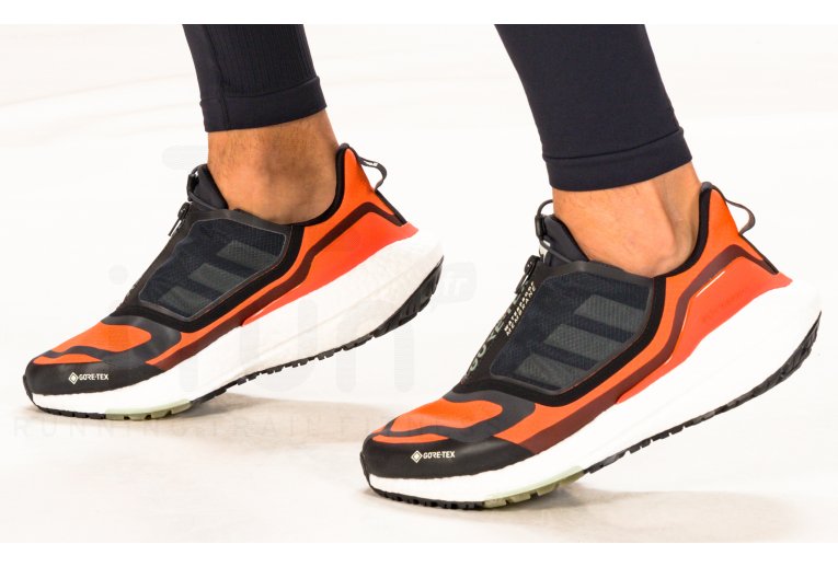 adidas UltraBOOST 22 Gore-Tex