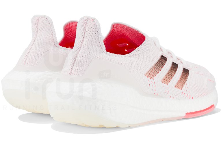 adidas UltraBOOST 22 HEAT.RDY W 