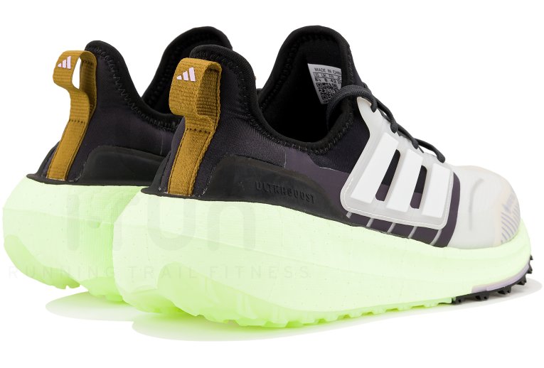 adidas UltraBOOST Light Gore-Tex