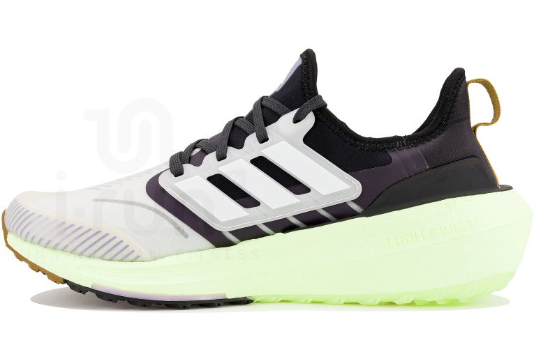 adidas UltraBOOST Light Gore-Tex
