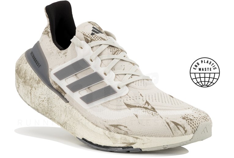 adidas UltraBOOST Light M