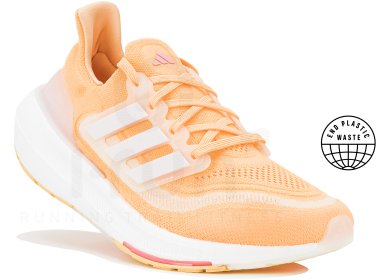 UltraBOOST Light W