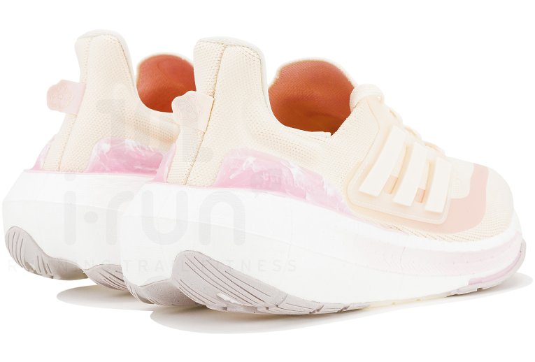 adidas UltraBOOST Light