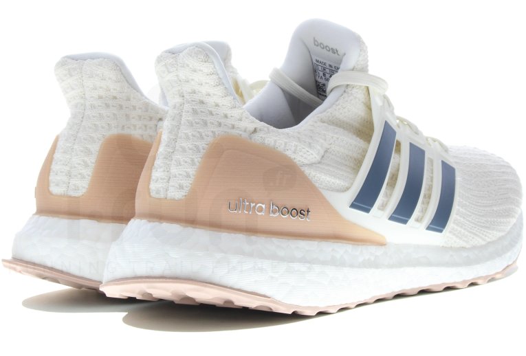 adidas UltraBOOST M 