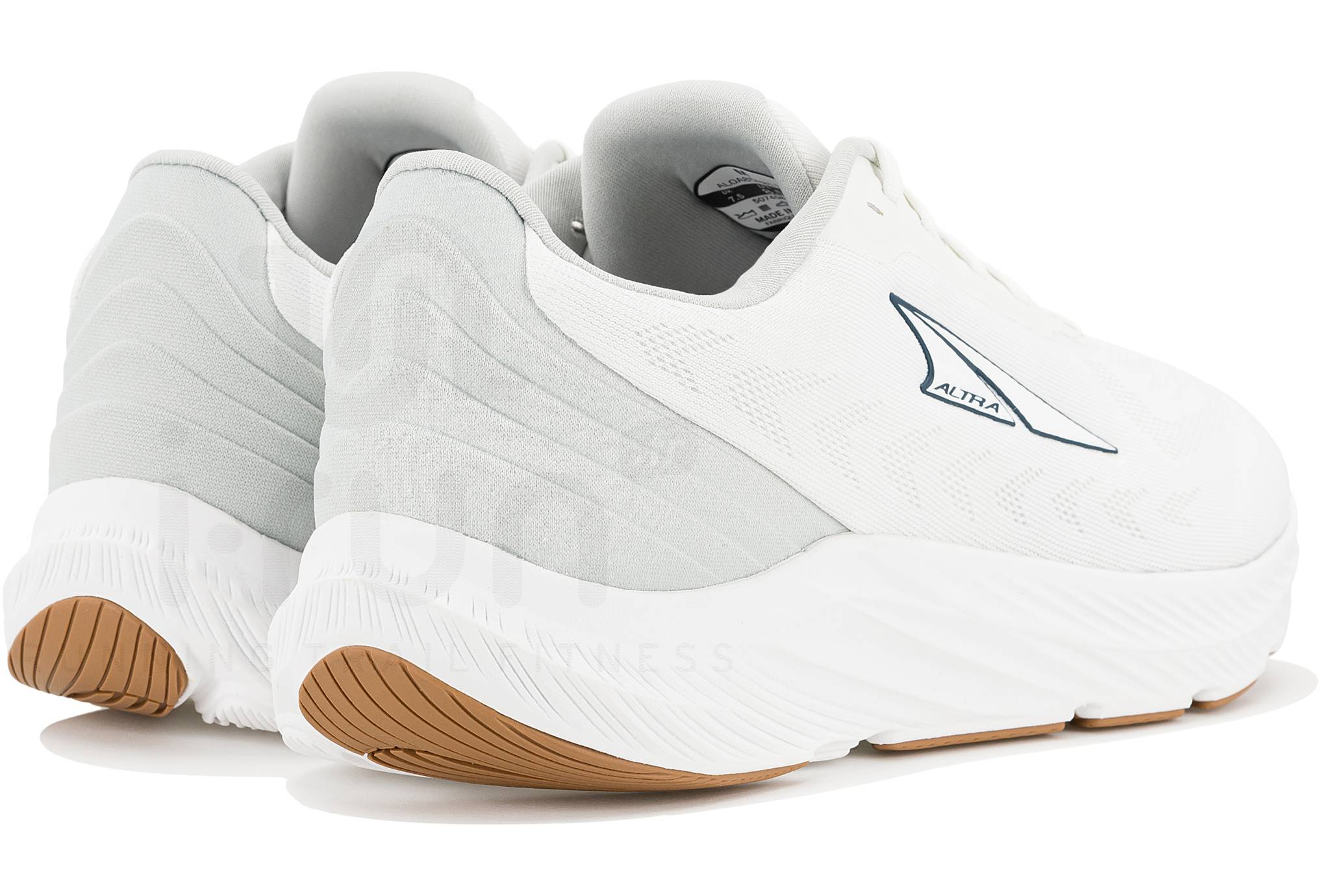 Altra Rivera 4