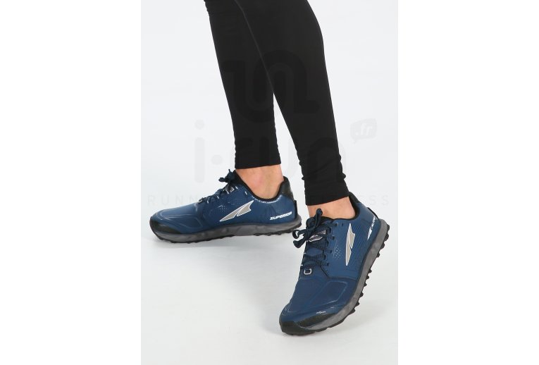 Altra Superior 4.0 M 