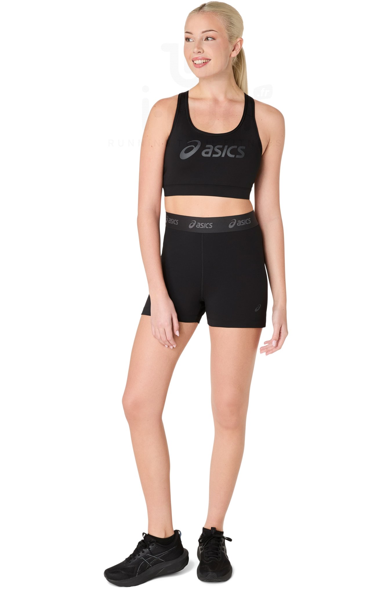 Asics Essential 