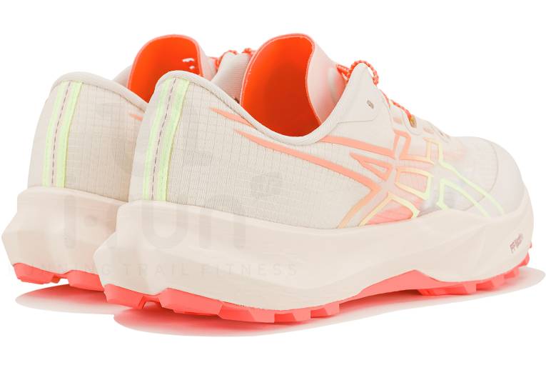 Asics Fuji Lite 7