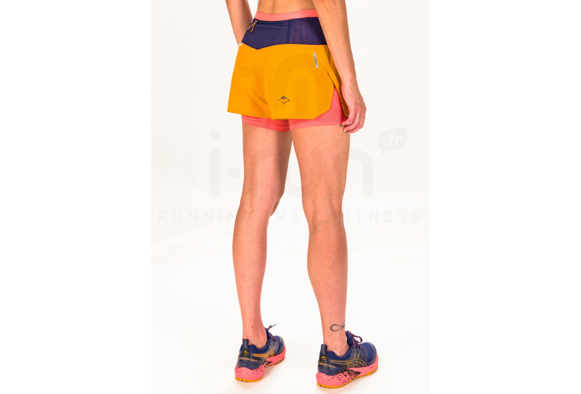 Asics pantal�n corto Fujitrail 2 en 1