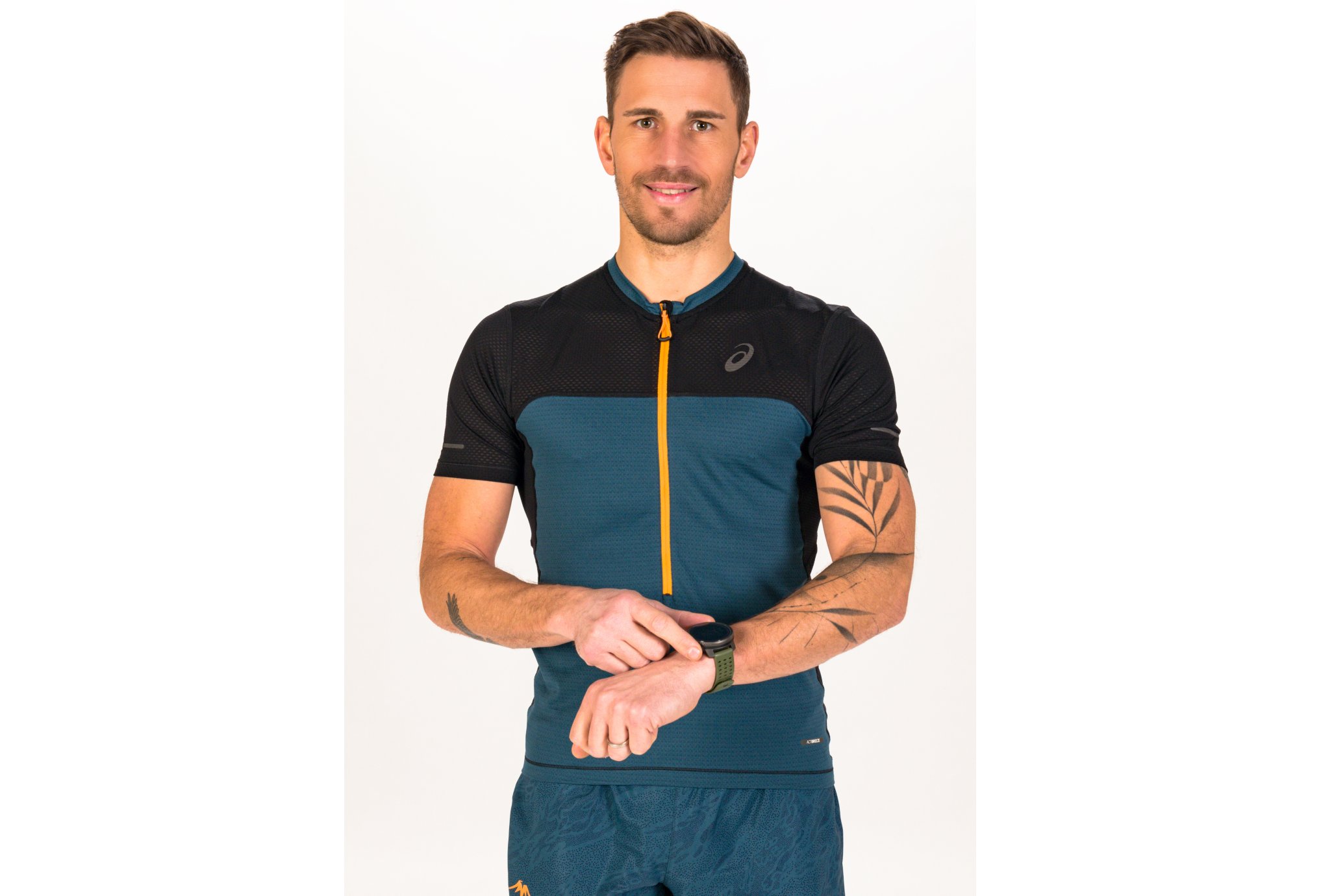 Asics Fujitrail M vêtement running homme