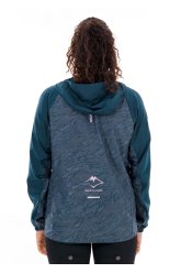 Asics chaqueta Fujitrail