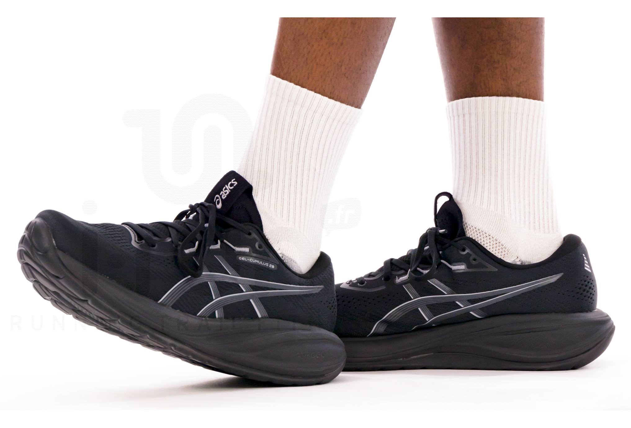 Asics Gel-Cumulus 28