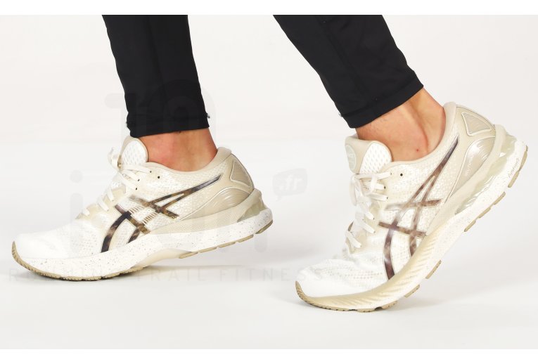 Asics Gel-Nimbus 23 Earth Day