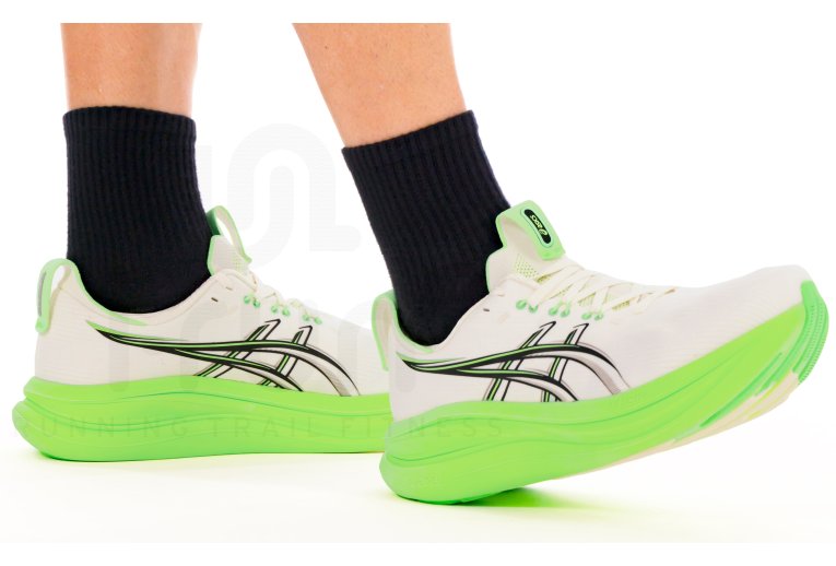 Asics Gel Nimbus 28