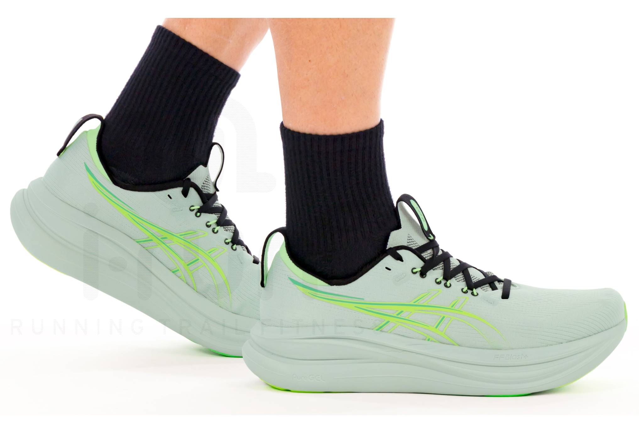 Asics Gel-Nimbus 28