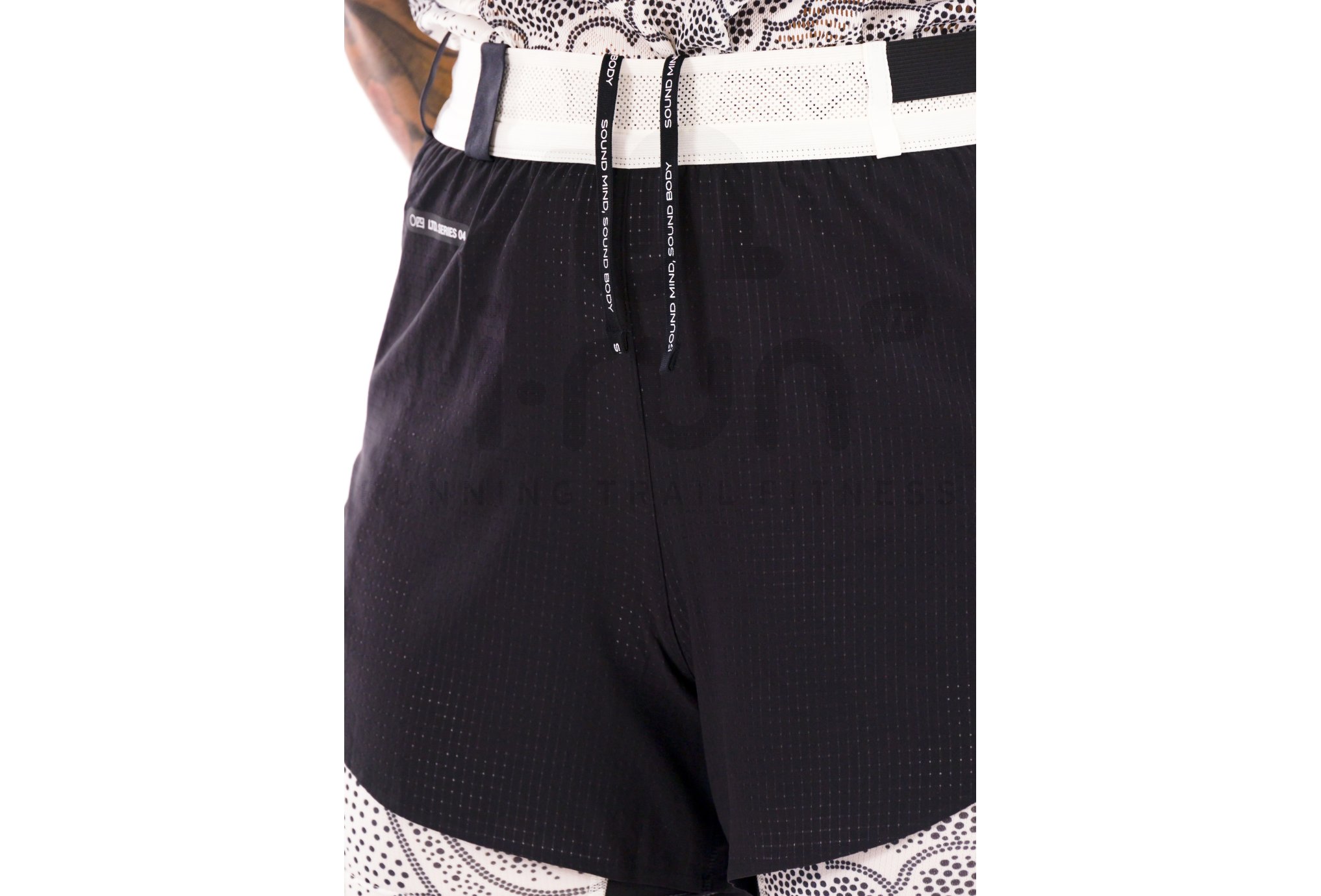 Asics pantal�n corto Metarun Split LTD
