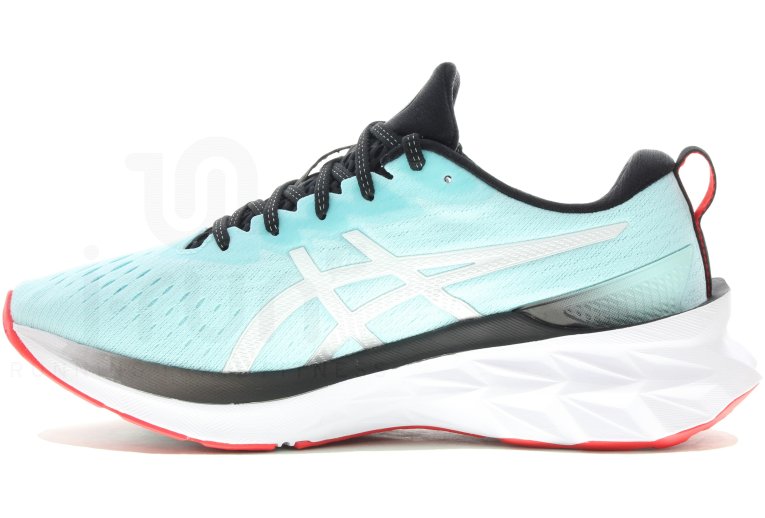 Asics Novablast 2