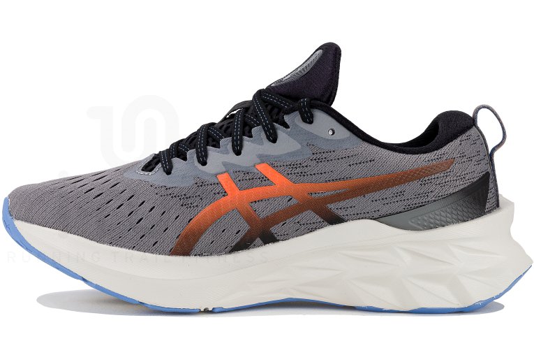 Asics Novablast 2