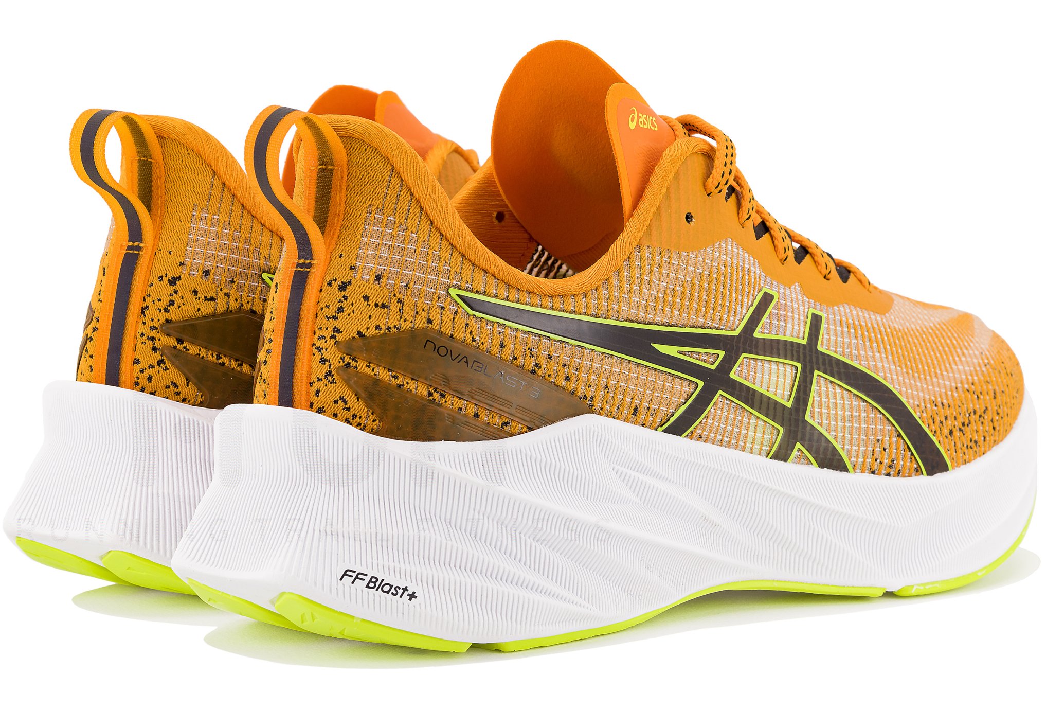 Asics Novablast 3 L.E M