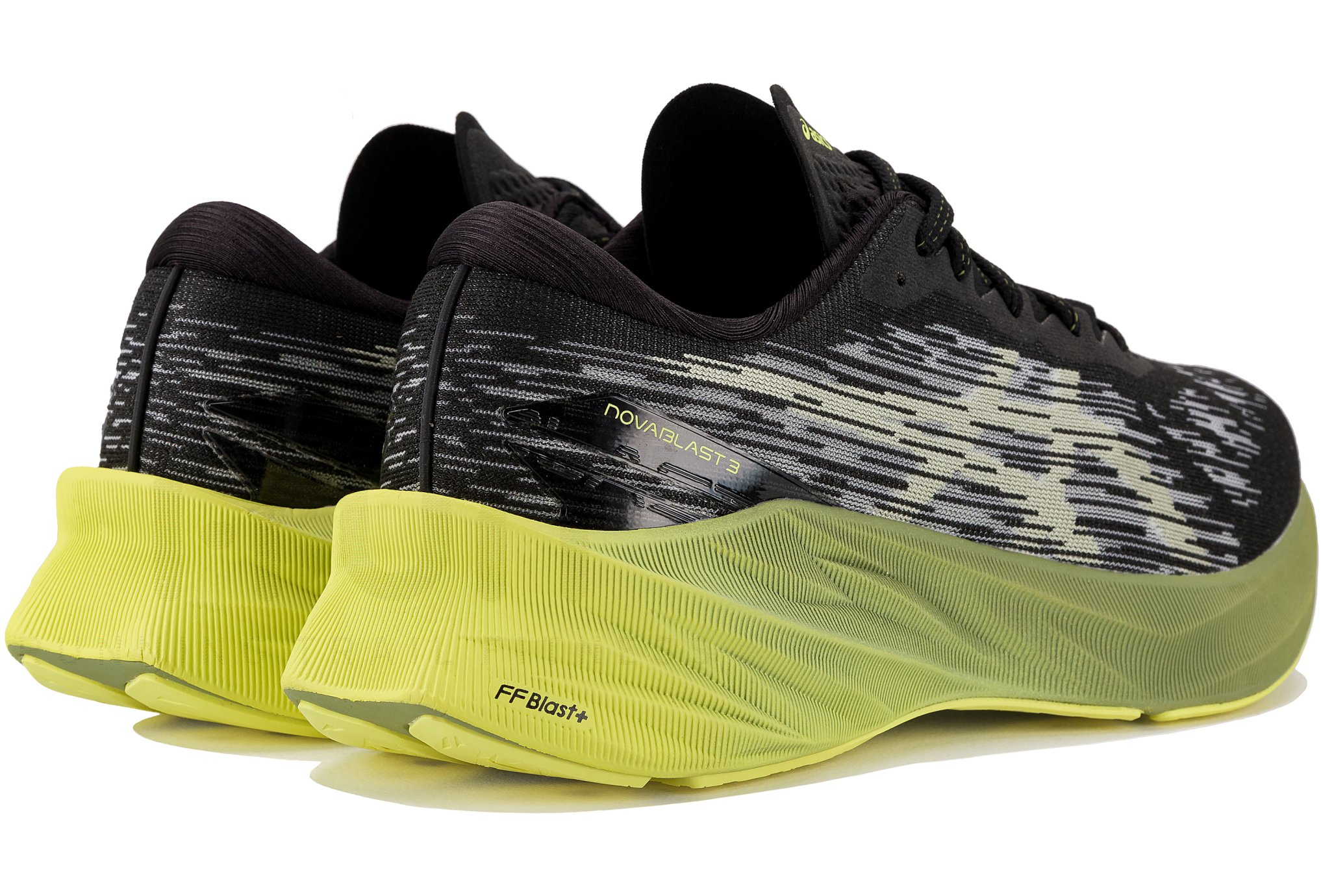 Asics Novablast 3