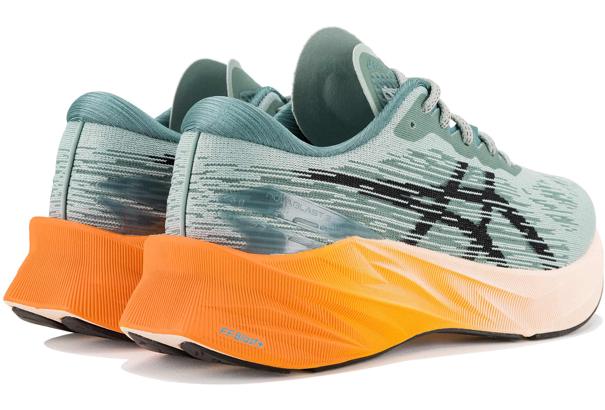 Asics Novablast 3 M