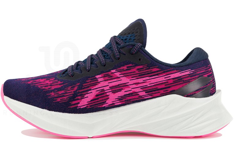 Asics Novablast 3