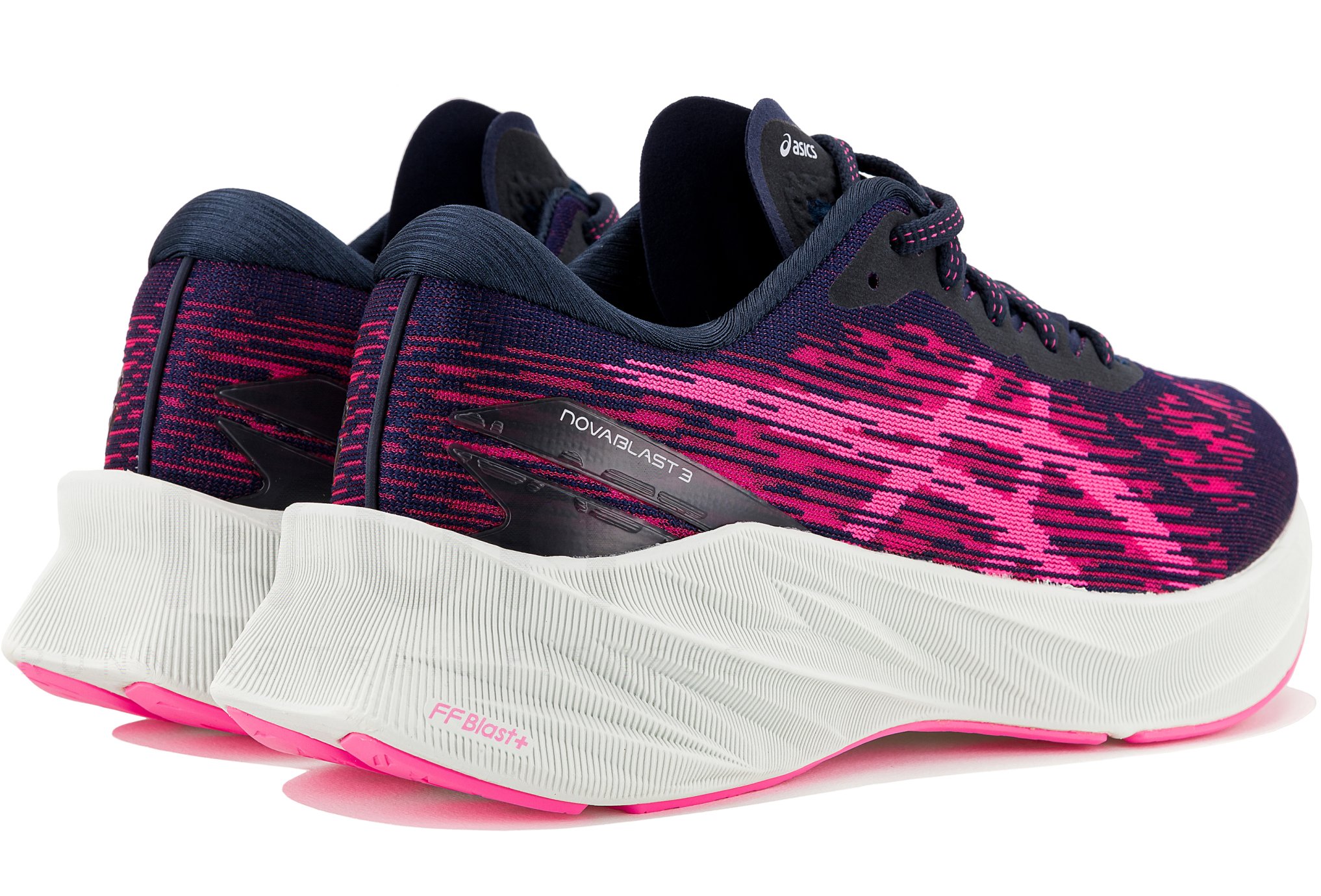 Asics Novablast 3