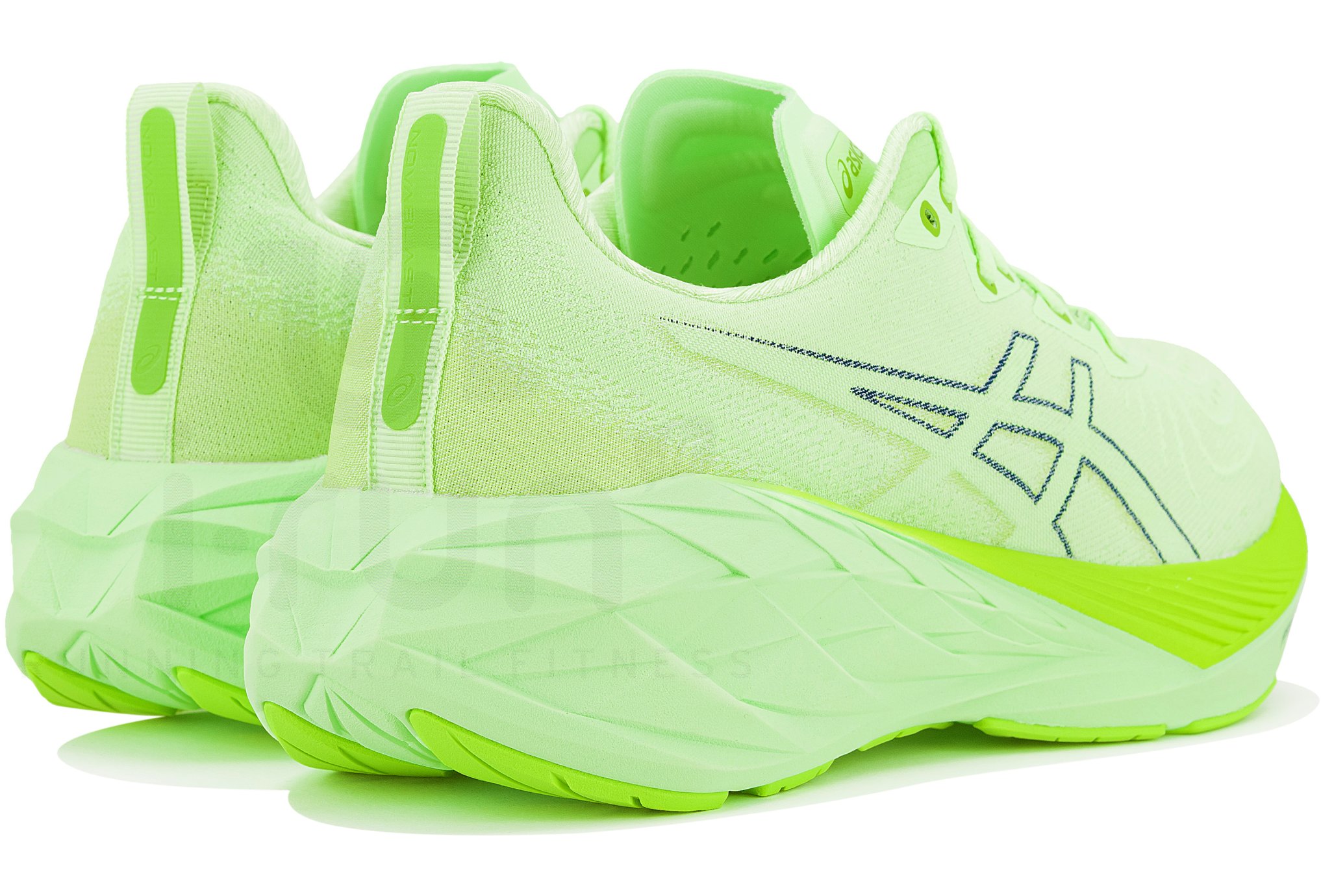 Asics Novablast 4