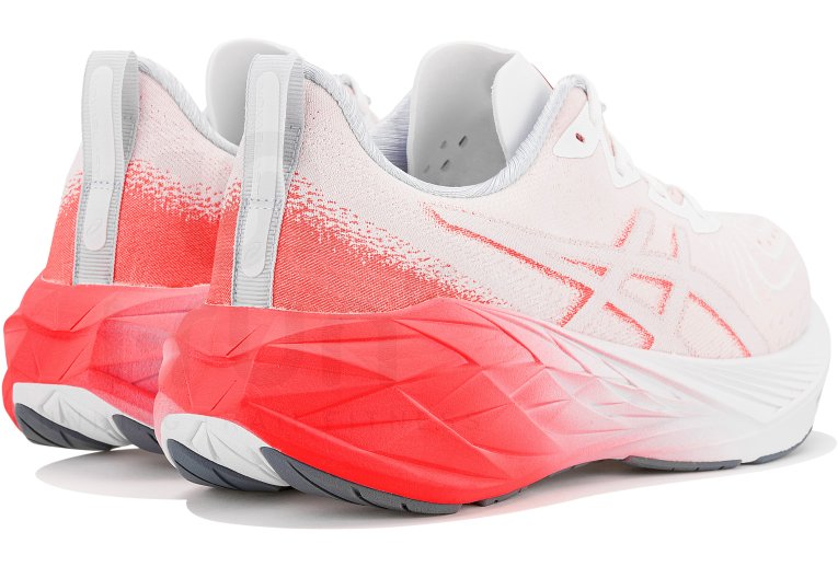 Asics Novablast 4 M