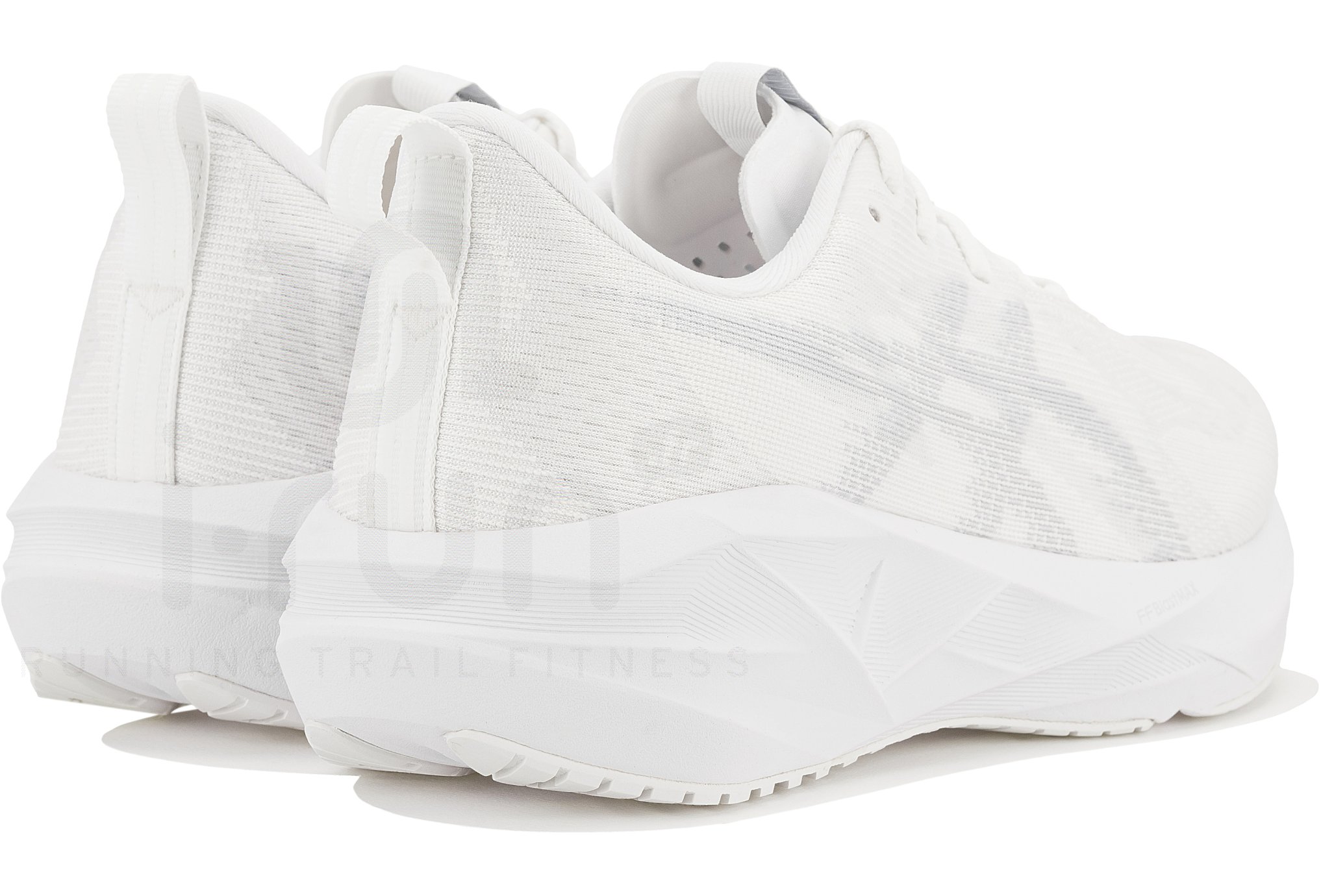 Asics Novablast 5