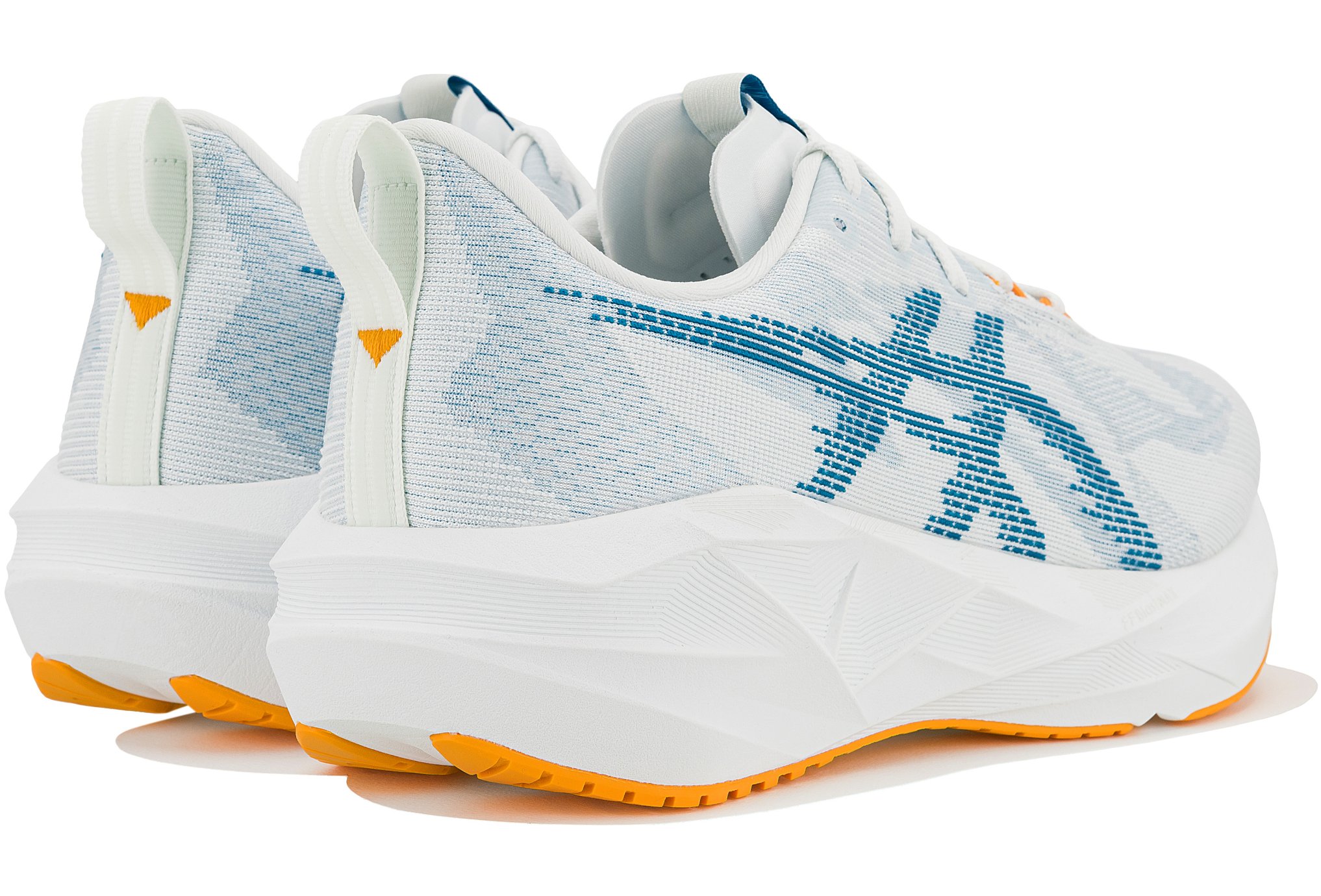 Asics Novablast 5