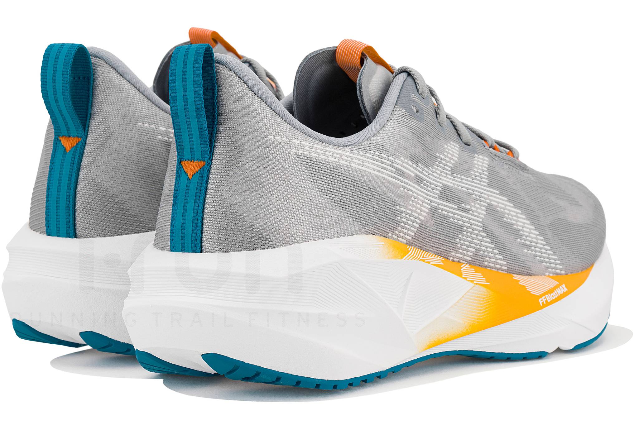 Asics Novablast 5