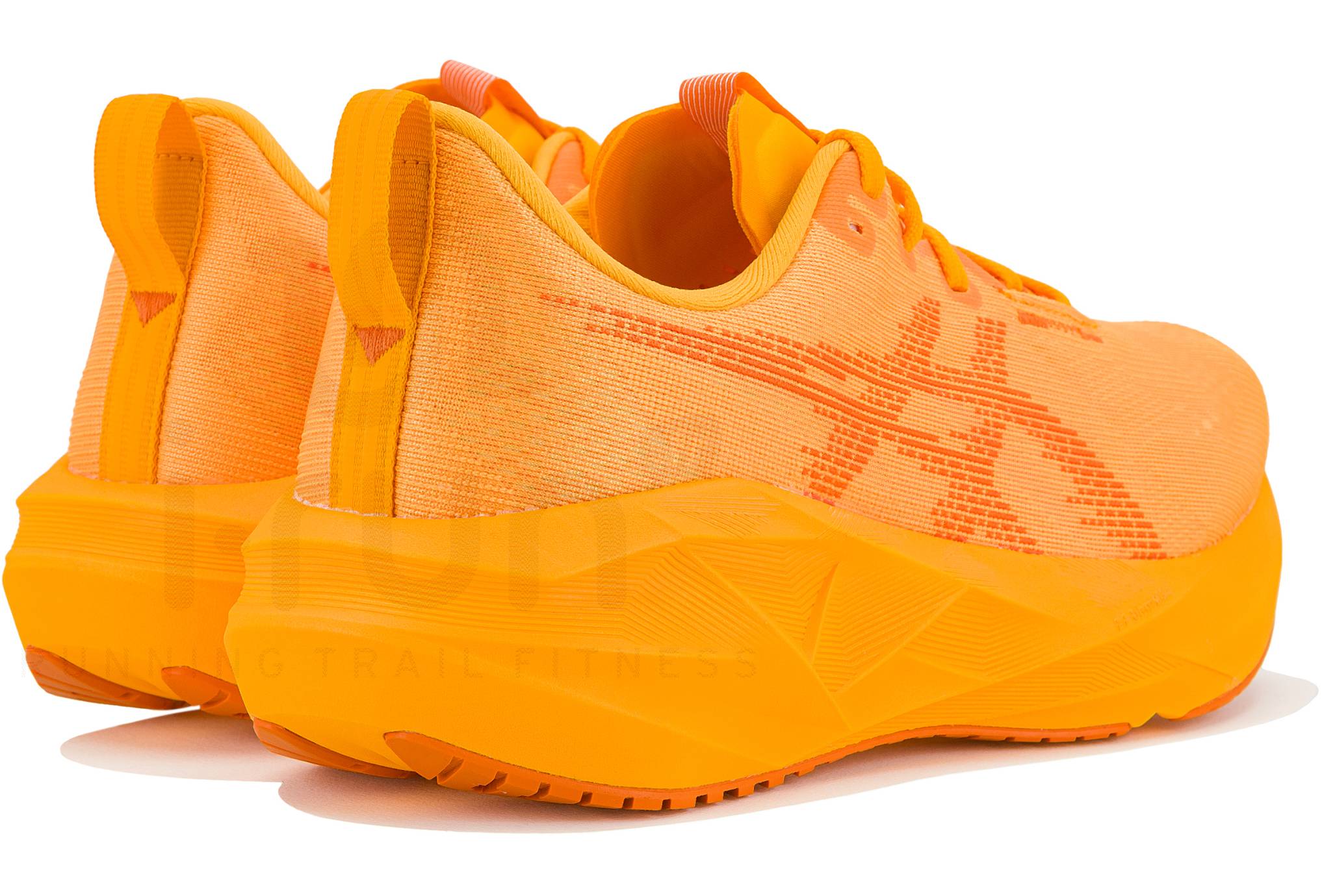 Asics Novablast 5
