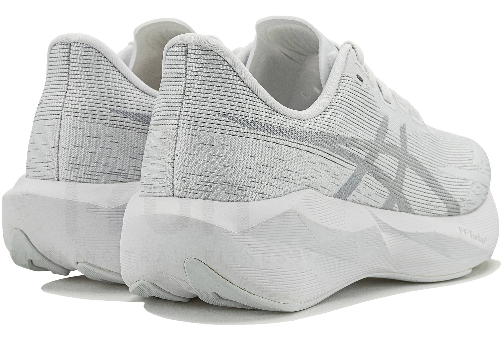 Asics Novablast 6