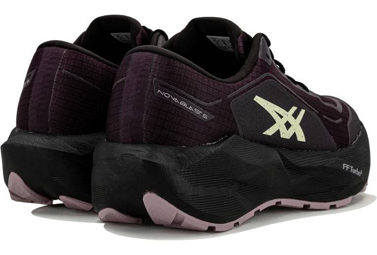 Asics Novablast 6 Gore-Tex 