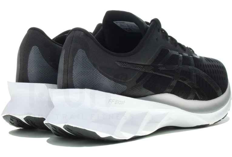 Asics Novablast M 